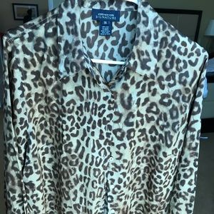 Jones New York 100% silk button up blouse.